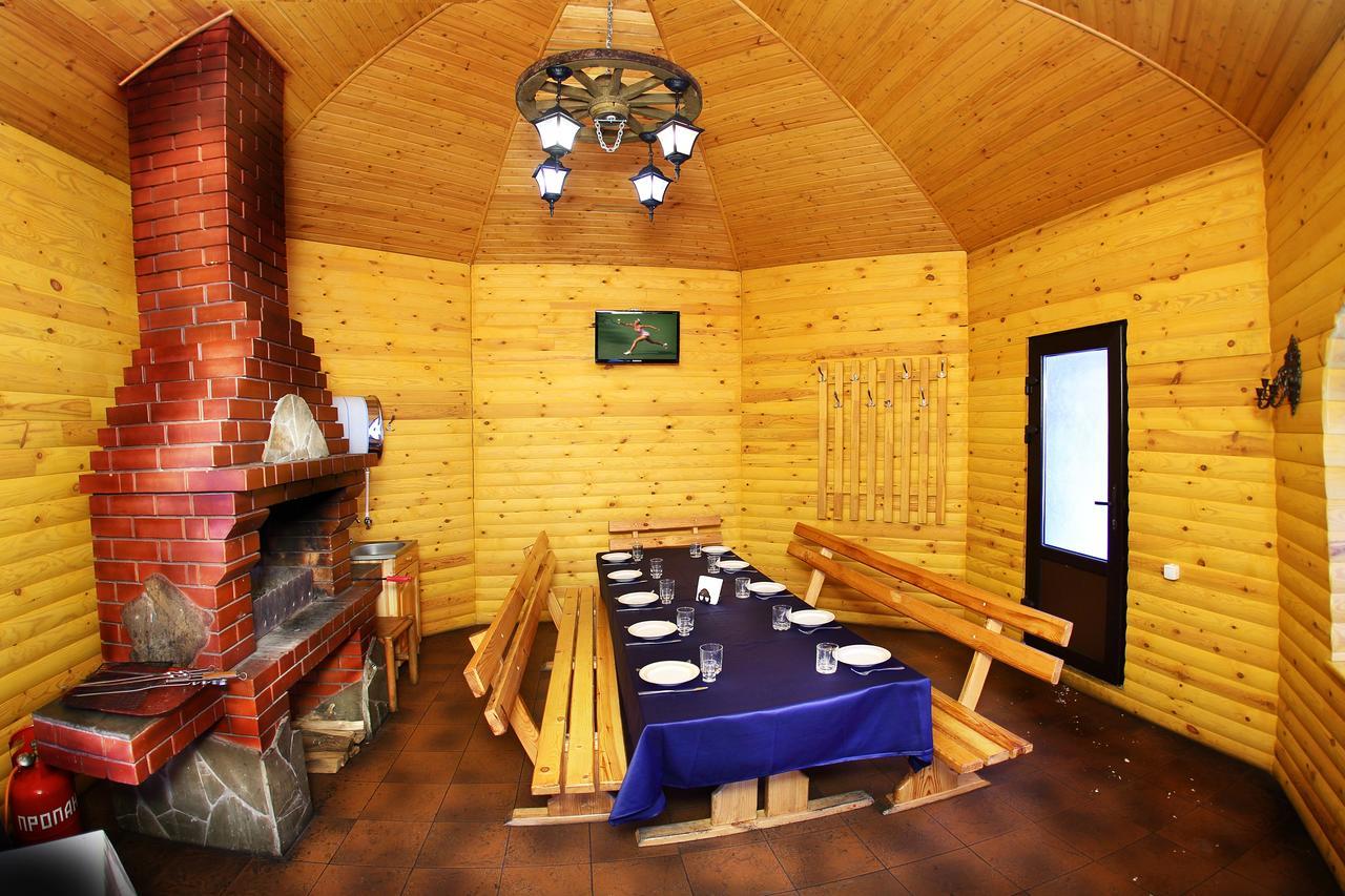 Usadba Kurkulya Hotel Mahiljow Eksteriør billede